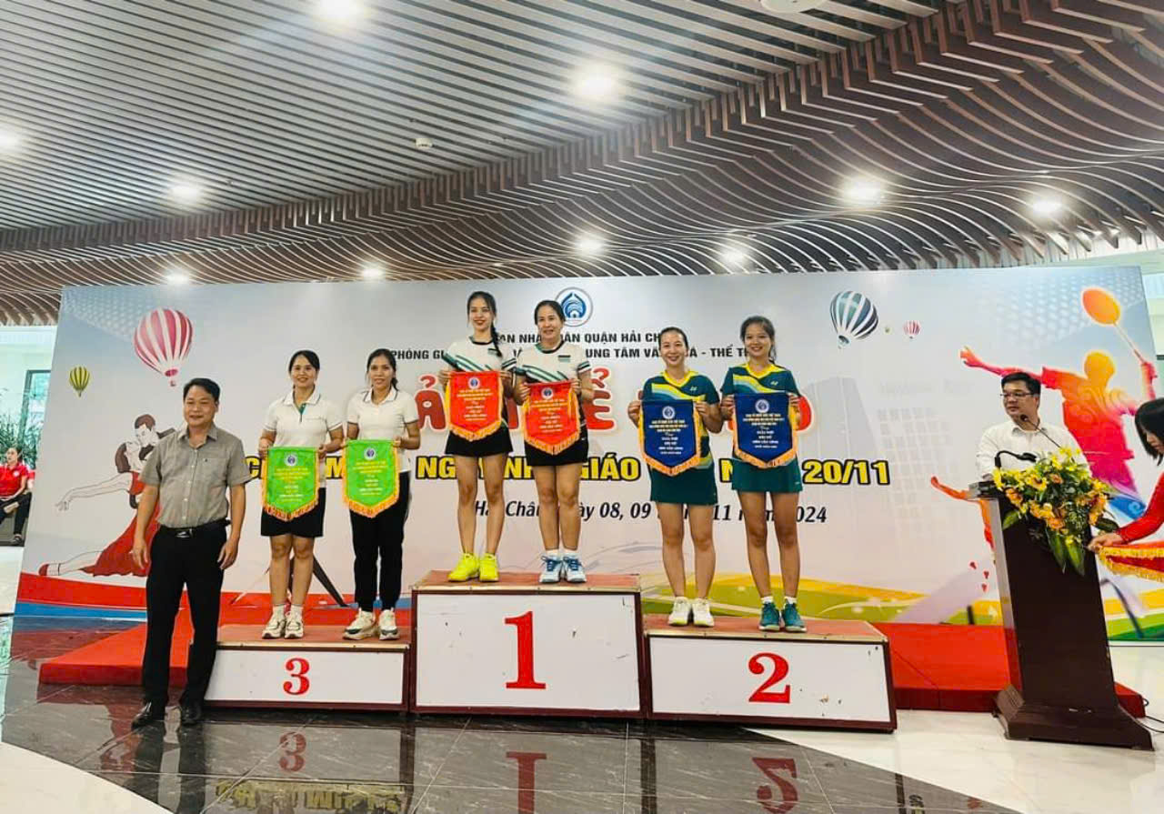 hinh the thao nha giao