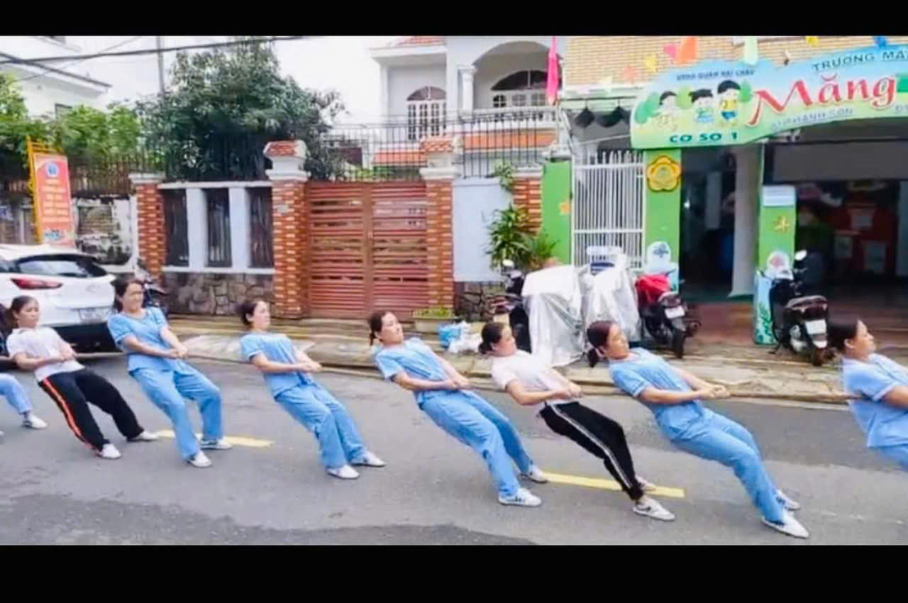 hinh the thao nha giao 7